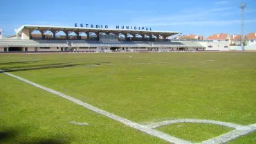 imagen del Estado Municipal de Deportes de Miguelturra, tomada desde un córner