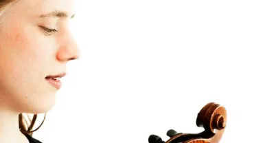 imagen de la músico de viola Yanna Pelser