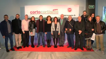 imagen autoridades padrino y  organización corto cortísimo