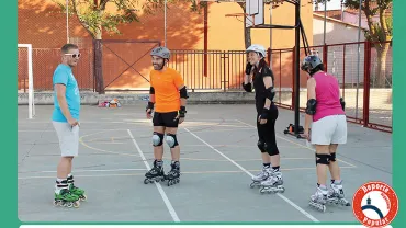 imagen del cartel del taller de patinaje en línea personas adultas, julio 2016, diseño cartel Centro de Internet Miguelturra