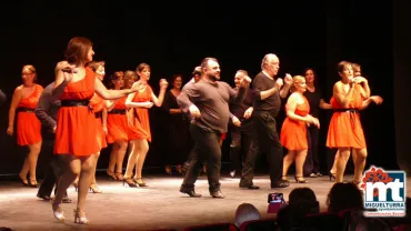 imagen de la exhibición de Bailes de Salón Universidad Popular, Ferias y Fiestas Miguelturra 2016