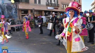 domingo_pinata_carnaval_2024-02-el_bufon-fuente_imagen_area_comunicacion_ayuntamiento_de_miguelturra-010.jpg