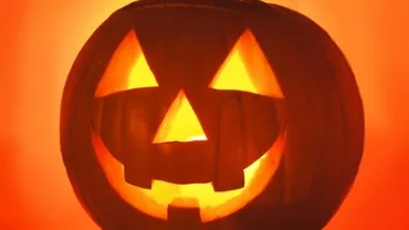 evento imagen de una calabaza típica de Halloween 