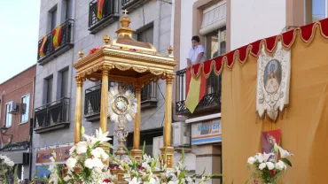 Procesión del Corpus en Miguelturra, junio 2007