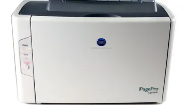 imagen de impresora Minolta PagePro 1400w, la impresora actual que usamos en la redacción del portal web