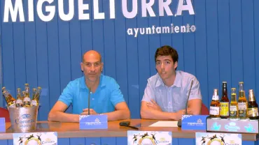 imagen presentación torneo fútbol playa 2012