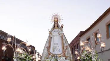 imagen de la procesión de la Virgen Salud 2012