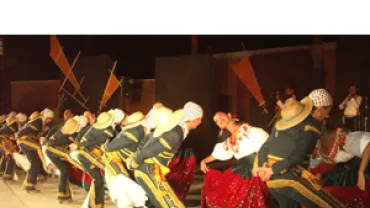 Ballet Folklórico de la Universidad de Colima