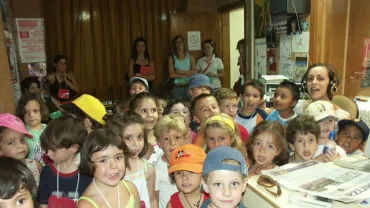 Alumnos del aula de verano 2006 en la Radio