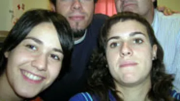 hombres y mujeres en buena sintonía