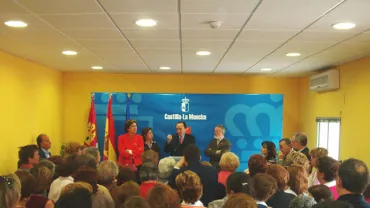 Fernando LaMata, en el nuevo Centro de la Mujer