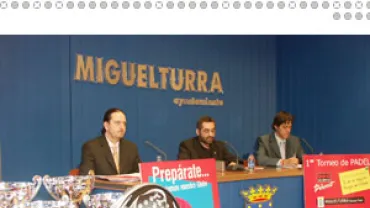 imagen presentación primer torneo padel