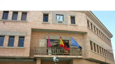 Aspecto del exterior del Ayuntamiento