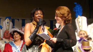 imagen de Francine Gálvez Pregonando el Carnaval