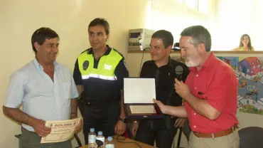 Entrega de Diplomas Taller Bicicletas, mayo 2006