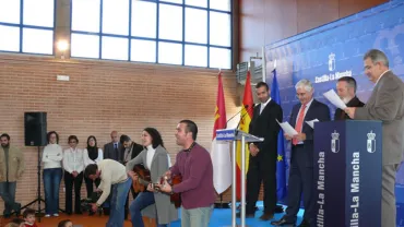 José María Barreda inauguró el CP Clara Campoamor