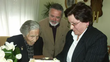 Dionisia Gómez cumplió 100 años en abril de 2006