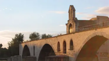 Imagen del Puente de Avignon, en Francia