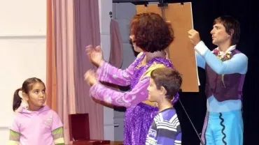 imagen teatralización de cuentos, 27 octubre 2009