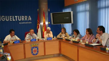 imagen reunión Campo Calatrava, mayo 2008