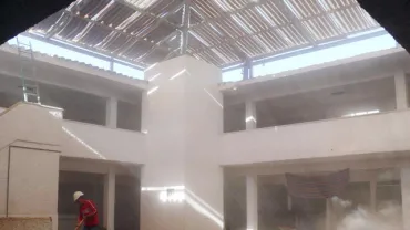 imagen de la obras en el Mercado, abril 2009