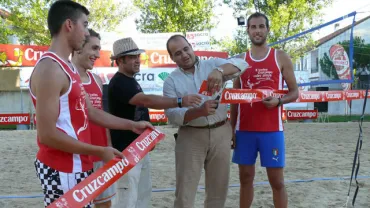imagen inauguración torneo voley, agosto 2008