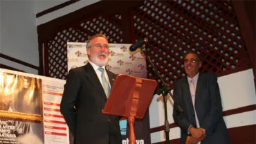 imagen de Rivero en la Presentación, octubre 2008