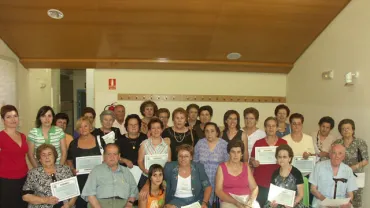 Victoria Sobrino entregó los diplomas, julio 2006