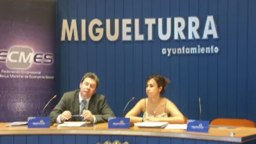 Acuerdo entre Fecmes y Ayuntamiento Miguelturra