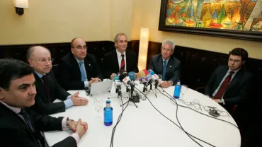 imagen rueda prensa sobre matriculación telemática