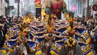 imagen del Burleta durante el desfile del Domingo de Piñata 2017 en Miguelturra
