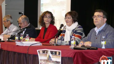 imagen de ponentes y concejala de Cultura en la asamblea, febrero 2017