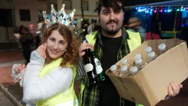 imagen de jóvenes participando en la campaña Cámbiame, Carnaval 2016