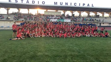 imagen de la clausura del Campus de Futbol Miguelturra 2017
