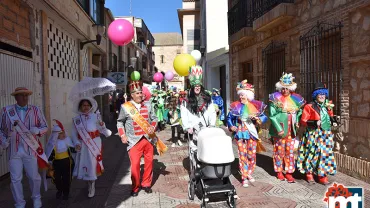 imagen del Carnaval Infantil 2020 por las calles céntricas de la localidad