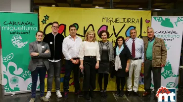 imagen de autoridades en la Cena de Las Máscaras Mayores, Carnaval 2020