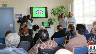 imagen de la sesión del taller de resolución de conflictos, noviembre 2016