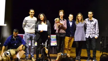 imagen de autoridades, organización y participantes de la charla coloquio sobre mascotas, noviembre 2016