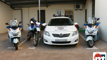 imagen de vehículos de la Policía Local de Miguelturra, abril de 2020