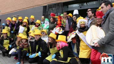imagen de participantes, autoridades y organización del Concurso Fruta en Sartén 2016