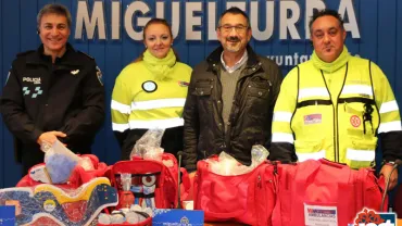 imagen del nuevo equipo sanitario del que dispone la Policía Local, diciembre 2015