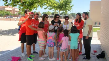 imagen de la visita a la Escuela y Aula de Verano, julio 2017