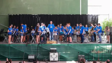 imagen de la Escuela de Música de Miguelturra en Quintanar del Rey, imagen de Ángel Ocaña, director