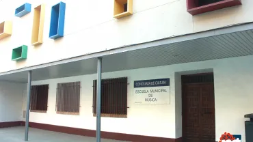 imagen de la fachada de la Escuela de Música y Danza de Miguelturra