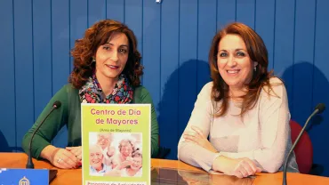 imagen de Fátima Mondéjar Rodrigo y María Luisa Ramírez, de izquierda a derecha, marzo de 2018