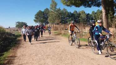 imagen de la marcha solidaria, noviembre 2016, fuente imagen Fisensi