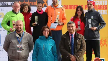 imagen del autoridades y podio de la Media Maratón Rural 2015