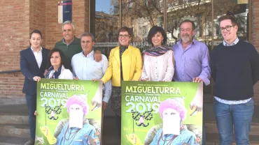 imagen de autoridades durante la presentación del programa del Carnaval 2019 de Miguelturra