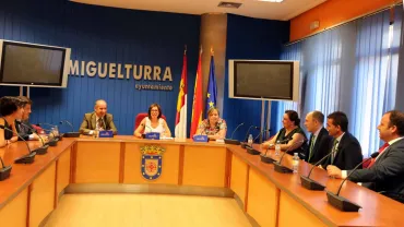 Imagen de la reunión mantenida.