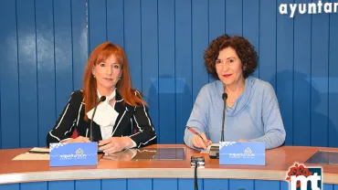 imagen de María José García-Cervigón y Laura Arriaga, de izquierda a derecha, enero 2020